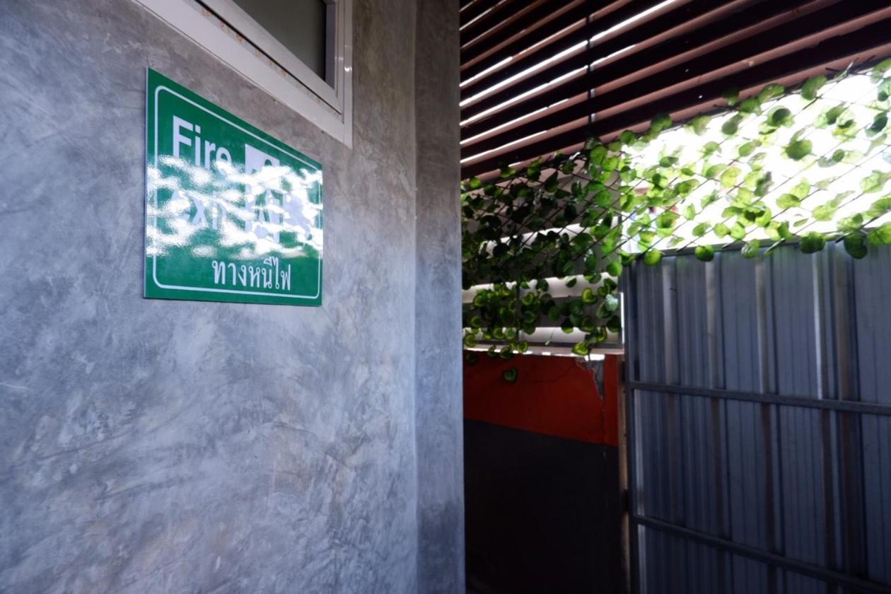 Bigboss Hostel Thong Sala Exterior foto